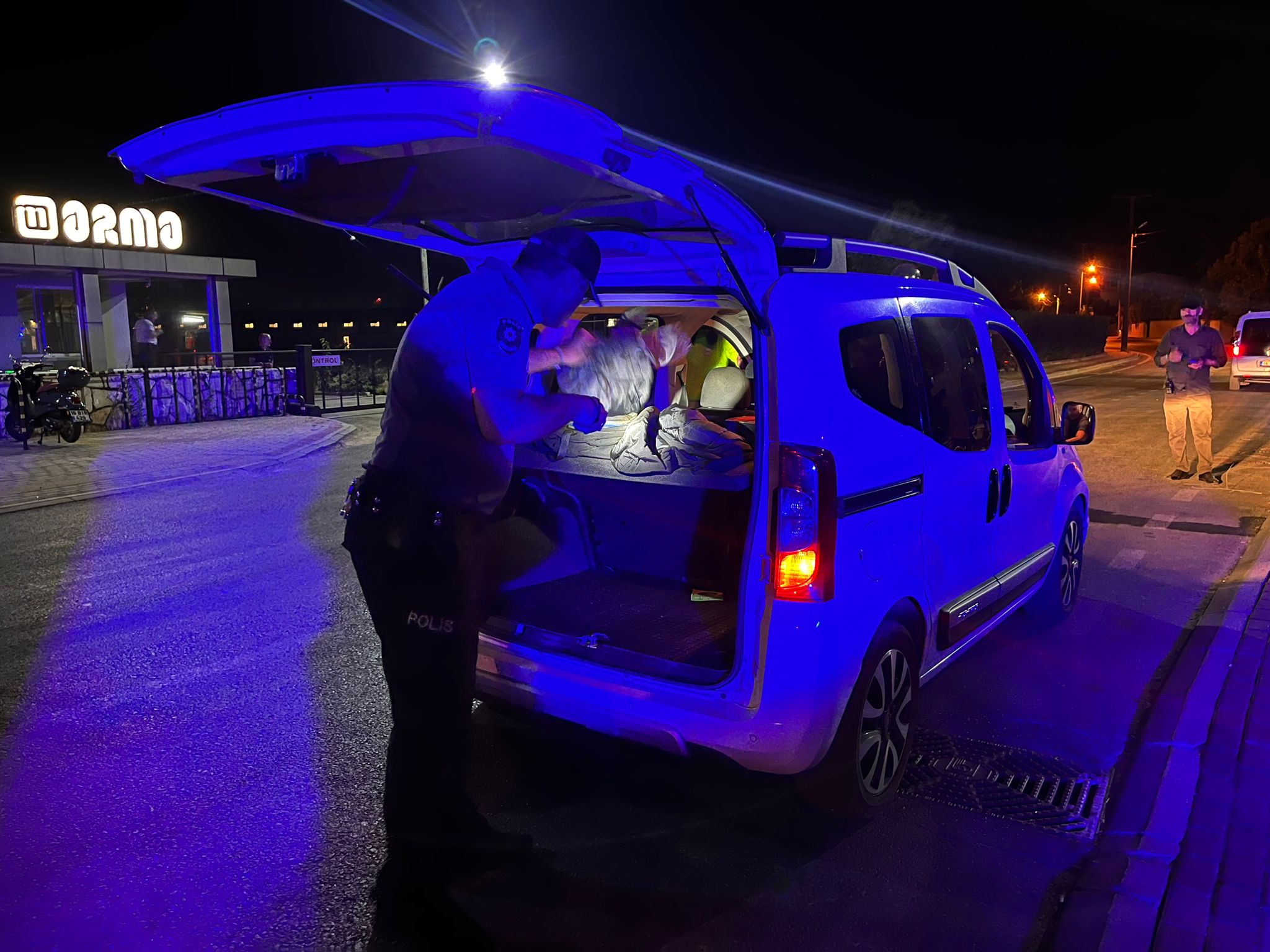 Bursa’da Şehrin Çeşitli Noktalarında Şok Uygulama Yapıldı