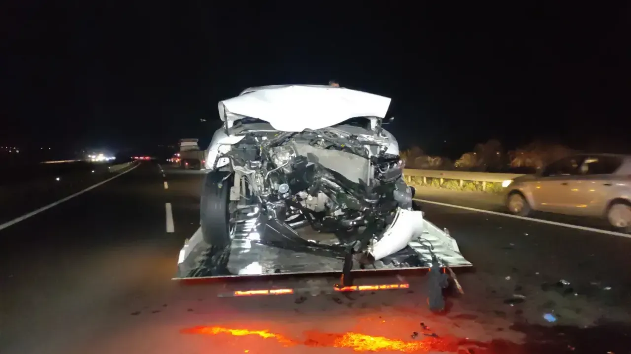 Otoyolda Zincirleme Kaza: 1 Ölü, 7 Yaralı